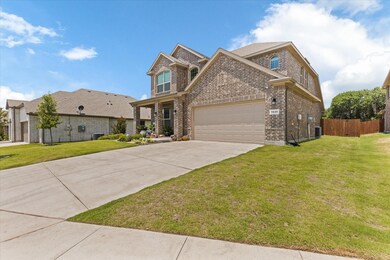 1520 Seabiscuit Dr, Granbury, TX 76049 - photo 2