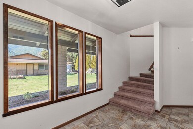 299FoothillBlvd-004
