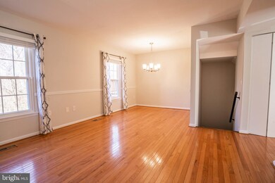 12033 Crimson Ln, Silver Spring, MD 20904 - photo 6