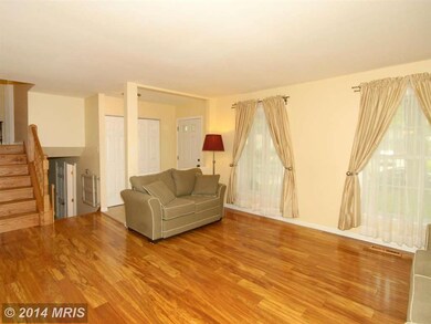 9832 Rand Dr, Burke, VA 22015 - photo 4