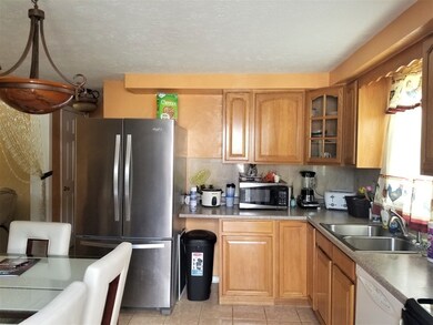 170 James St, Worcester, MA 01603 - photo 7