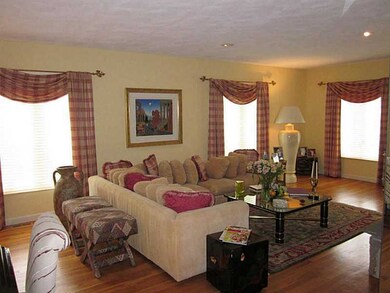 77 Mountain Laurel Dr, Cranston, RI 02920 - photo 5