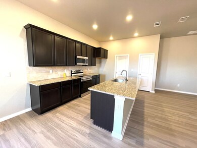 9433 Ratliff Ridge Ave, Odessa, TX 79765 - photo 6