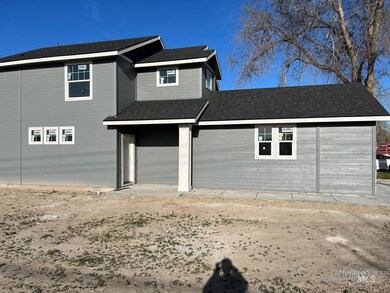 532 W Arizona Ave, Homedale, ID 83628 - photo 4