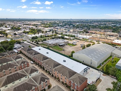 8715 Meadowcroft Dr unit 201, Houston, TX 77063 - photo 3