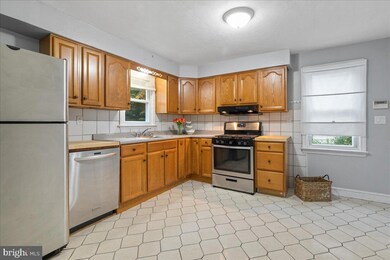 395 Franklin Ave, Princeton, NJ 08540 - photo 5