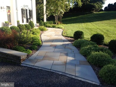 2407 Ravenview Rd, Lutherville Timonium, MD 21093 - photo 6