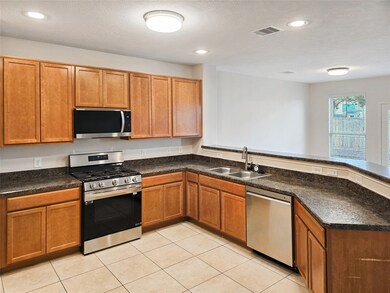 29101 Legends Valley Ln, Spring, TX 77386 - photo 7