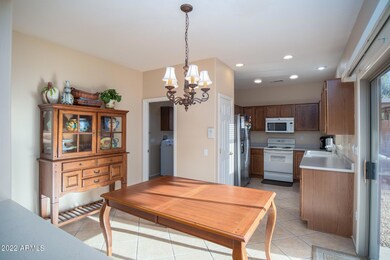 Dining Kitchen 73rd
