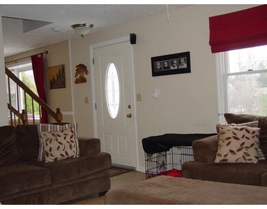 6 Judy Cir unit 6, Franklin, MA 02038 - photo 4