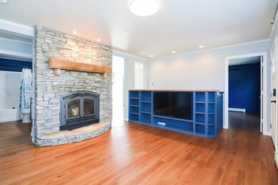 4 Third St, Bedford, NH 03110 - photo 6