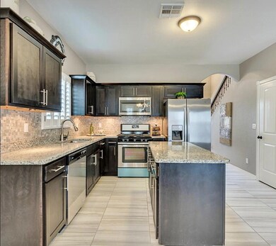 13825 Lago Vista Ave, Horizon City, TX 79928 - photo 7