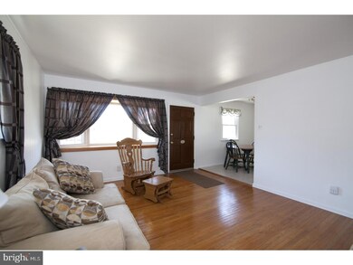 505 Otter Branch Dr, Magnolia, NJ 08049 - photo 7