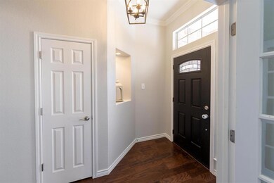 9117 Hialeah Cir N, North Richland Hills, TX 76182 - photo 4