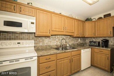 3 Valley Crossing Cir, Cockeysville, MD 21030 - photo 4