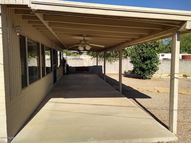 4543 E Holmes Patio 2