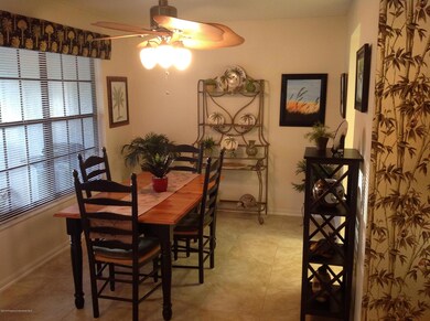 2102 Point o Woods Ct, Spring Hill, FL 34606 - photo 7