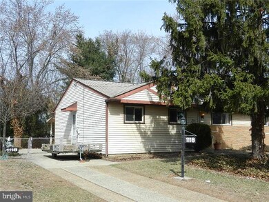 1118 Laurel Rd, Beverly, NJ 08010 - photo 2