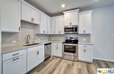 1242 Tuscan View, New Braunfels, TX 78130 - photo 2