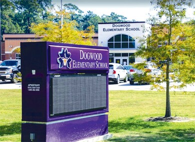 0 Discus Cir unit 67634110, New Caney, TX 77357 - photo 4