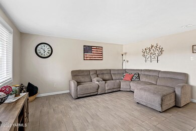 313Mapleway_05