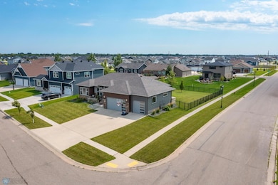 1069 51st Ave W, West Fargo, ND 58078 - photo 2