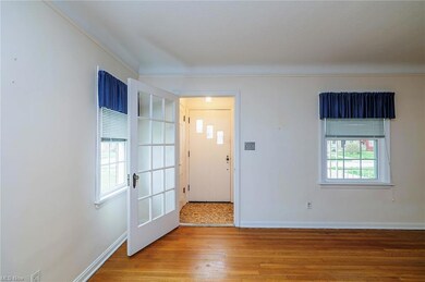 330 E 197th St, Cleveland, OH 44119 - photo 2