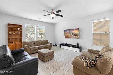 02-Family Room