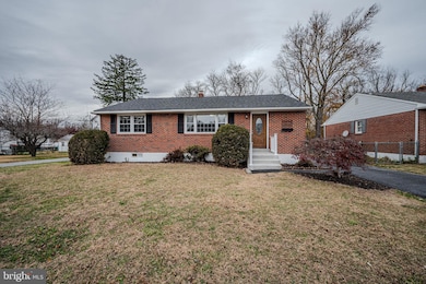 10 Sheffield Manor Dr, Newark, DE 19711 - photo 2