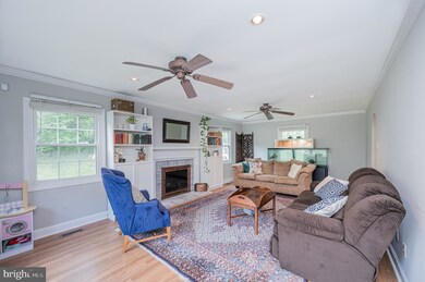 12607 Ivystone Ln, Laurel, MD 20708 - photo 2