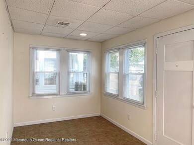 351116A1-AA62-4A58-8DBC-2640A4C0BDA4