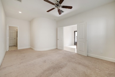 Secondary bedroom on first floor en-suite with its