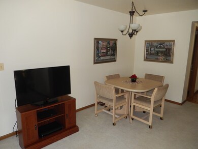 1963 Lancaster Ct unit 1, Naperville, IL 60565 - photo 3