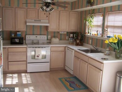 7828 Creek Shore Way unit 73, Stoney Beach, MD 21226 - photo 5