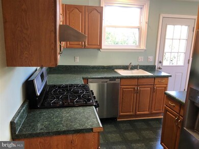 214 Fitzwilliams Rd, Bryn Mawr, PA 19010 - photo 5