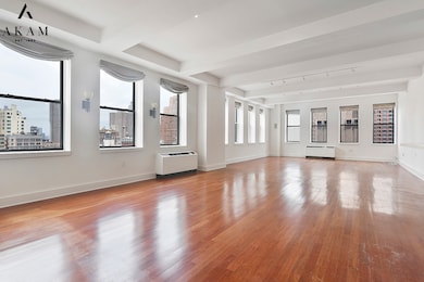 Tower 270 unit 10F, New York, NY 10007 - photo 5