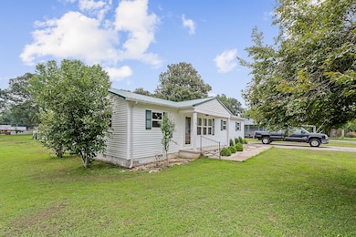 344 Orchard Ln, McMinnville, TN 37110 - photo 3