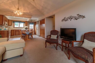 5784 Thada Ln, Columbus, OH 43229 - photo 3