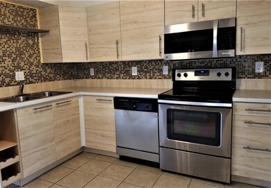 1537 Mag Kitchen