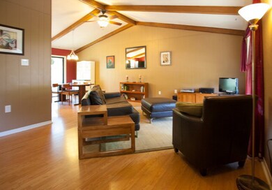 104 Ridgeway Dr, San Marcos, TX 78666 - photo 4