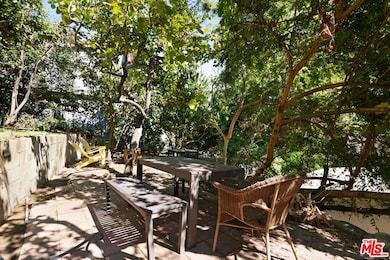 2165 Valentine St unit 1-3, Los Angeles, CA 90026 - photo 2