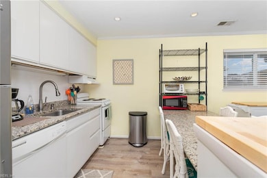 5610 Atlantic Ave unit B, Virginia Beach, VA 23451 - photo 7