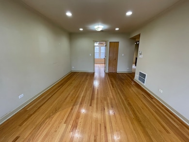 6456 N Fairfield Ave unit 1, Chicago, IL 60645 - photo 4