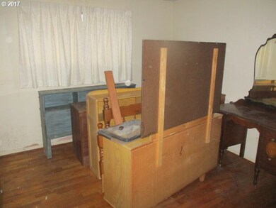 1386 Roundup Dr, Eugene, OR 97401 - photo 6