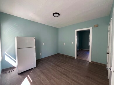 25 Oakland Ave unit 1R, Everett, MA 02149 - photo 4