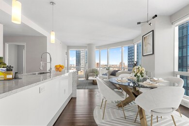 Colgate Center unit C3103, Jersey City, NJ 07302 - photo 2