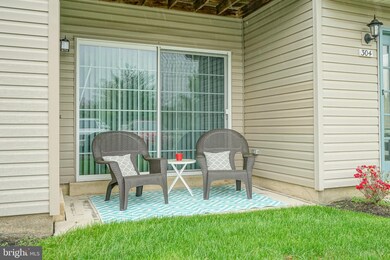 303 Firethorne Ct unit 303, Sewell, NJ 08080 - photo 3