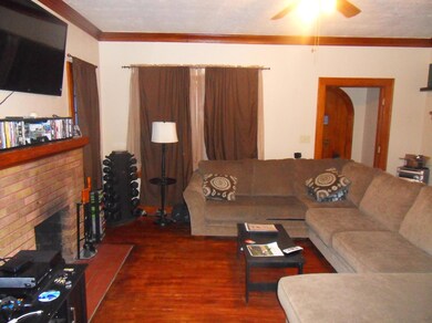 Family Room up<|><|>
