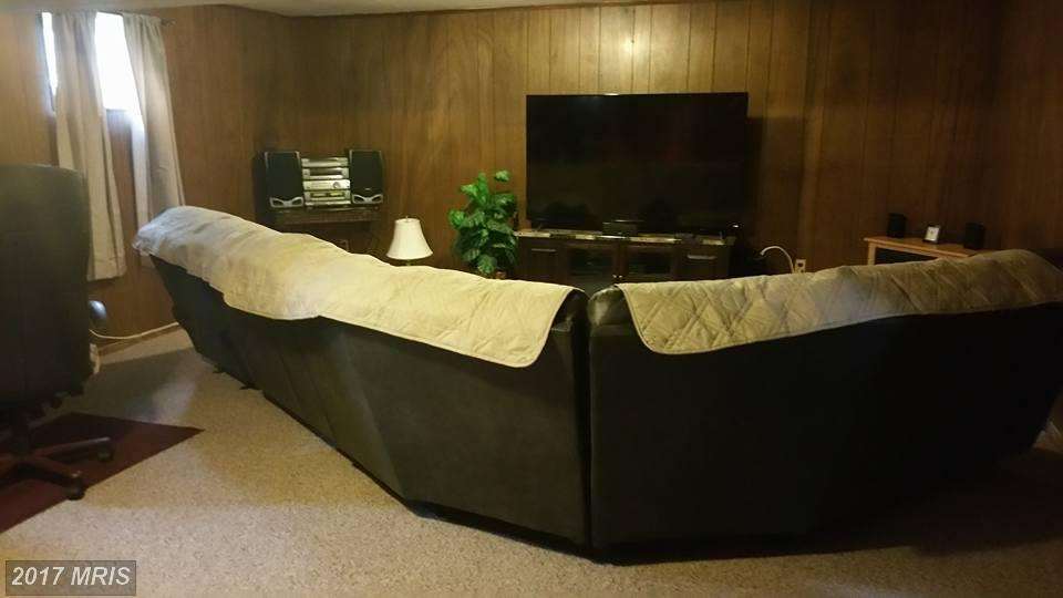 8619 Girard St, Hyattsville, MD 20785 - photo 6