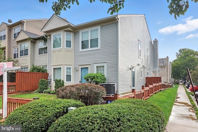 14312 Chapel Cove Ct, Laurel, MD 20707 - photo 2